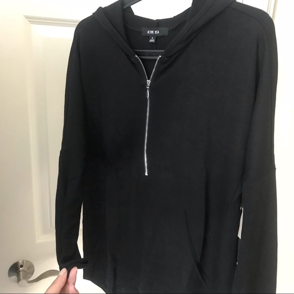 Boutique || Active Lightweight Front Zip Hoodie - Picture 2 of 4